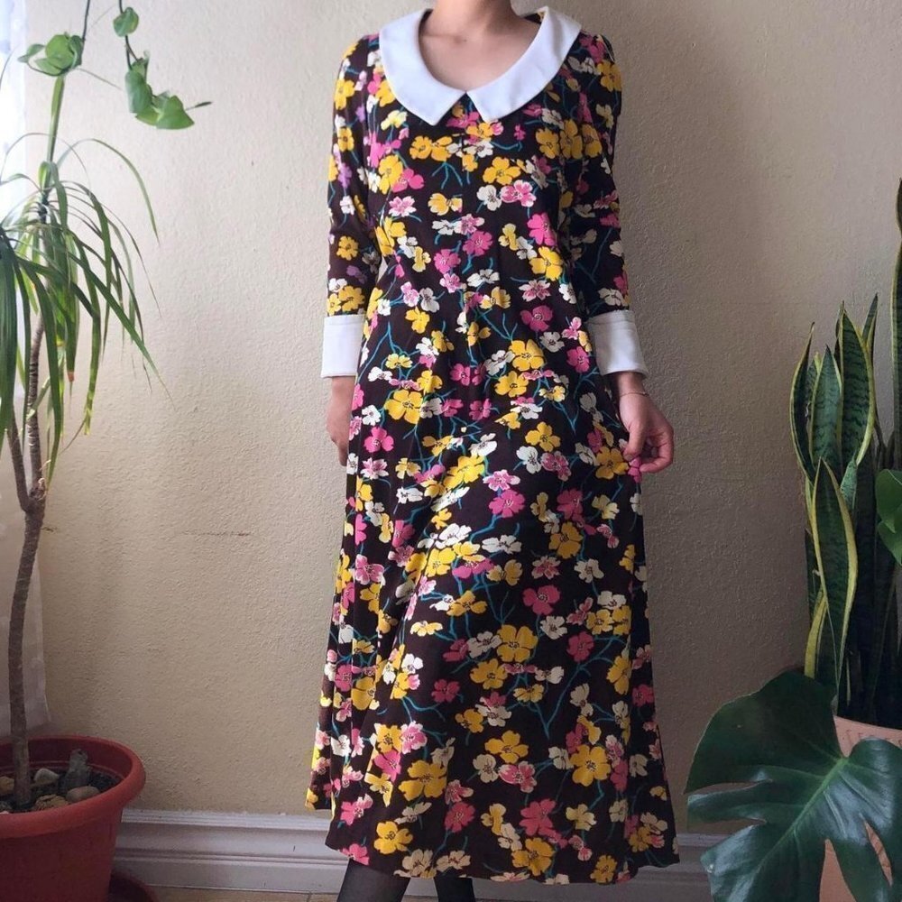𝅺VINTAGE Arjon 70s Maxi Dress